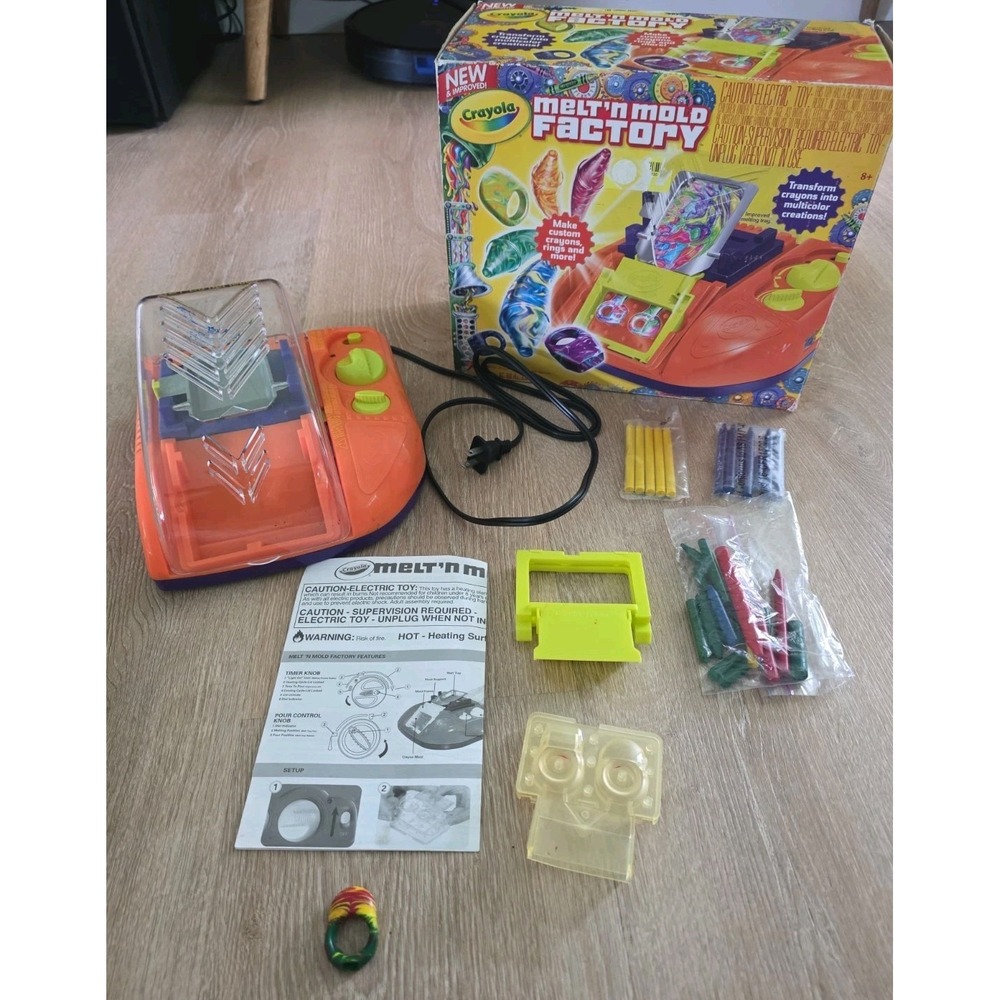 2013 Crayola Melt 'N Mold Factory Machine Custom Mold Rings Crayons & Box Works